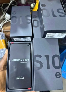 Samsung Galaxy s10e 128Go double sim neuf scellé