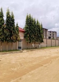 Vente villa  8 pieces à Angré Djorgobité 1