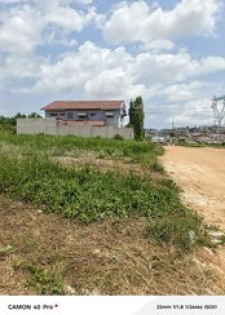 Terrain plat 400 m² Li  commune de Cocody Riviera Faya zone