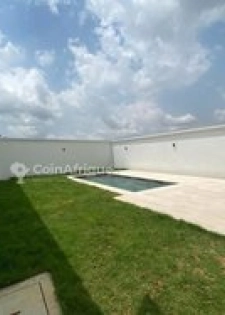 Location villas 6 pièces - Cocody Rivera golf