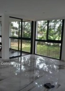 Location appartement 5 pièces à la Rivera golf