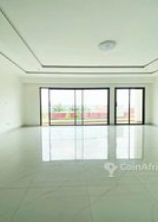 Location appartement 4 pièces  – Ri