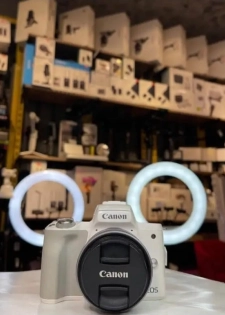 Canon EOS M50 BLANC Vlogger Kit 15-45