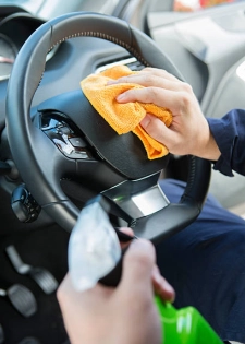 Recherche travailleurs laveurs auto 
