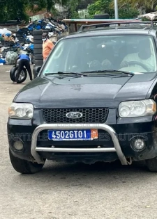 Ford Maverick 3.0i V6 Limited 2005 Noir