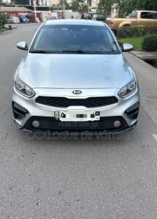 Kia Forte 2020 Gris