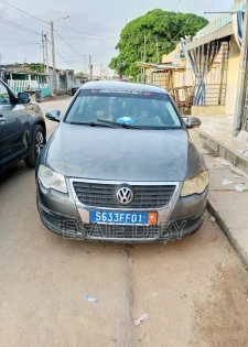 Volkswagen Passat 2.0 2006 Gris
