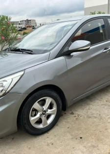 HYUNDAI ACCENT EN VENTE
