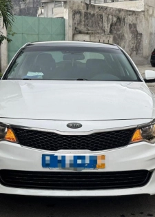 Kia optima en vente