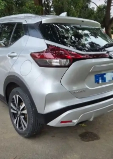 NISSAN KICKS EN VENTE