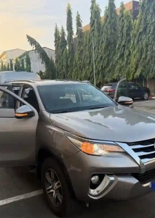 TOYOTA FORTUNER EN VENTE