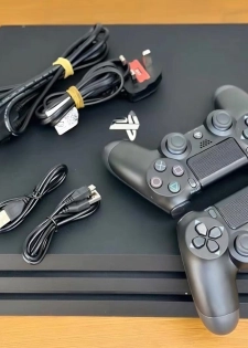  PS4 PRO 1 TERA — CRAQUÉE & PRÊTE À JOUER 