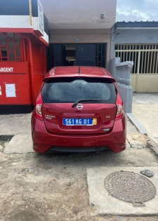 Nissan Versa en vente