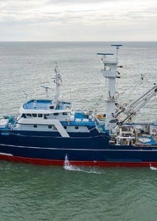 Vendons un Bateau frigorifique a Abidjan
