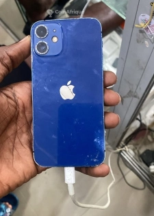 iPhone 12  - 64Gb