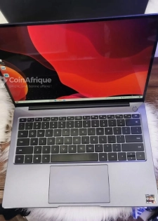 Huawei d14 ryzen 7/ 16 go ram/ 512go ssd/ écran 4k