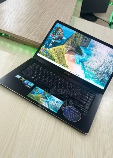 Neuf Asus ZenBook Pro 15 UX580GE 16GB Intel Core I7 SSD 512GB