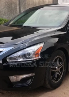 Nissan Altima 2.5 4dr Sedan (2.5L 4cyl CVT) 2015 Noir