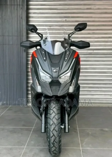 Neuf Motorcycle 2022