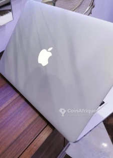 Macbook air 2017 core i5/ 8go ram/ 128 go ssd